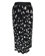 Load image into Gallery viewer, Pleated Black Dot Lined Skirt