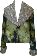 Load image into Gallery viewer, Camouflage Reversible Jacket