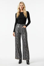 Load image into Gallery viewer, Cascabel Black Classic Pants