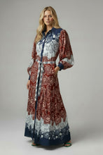 Load image into Gallery viewer, White Flower Maxi Dress