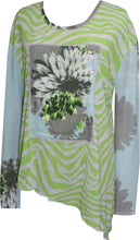 Load image into Gallery viewer, Zebra Loose Scoop Top - Petit Pois by Viviana G